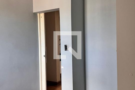 Apartamento para alugar com 3 quartos, 270m² em Vila Jacuí, São Paulo