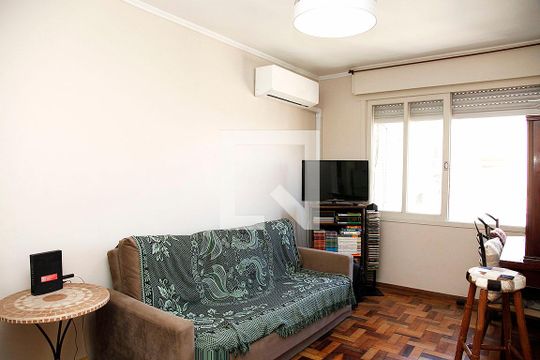 Sala de apartamento à venda com 1 quarto, 50m² em Centro Histórico, Porto Alegre