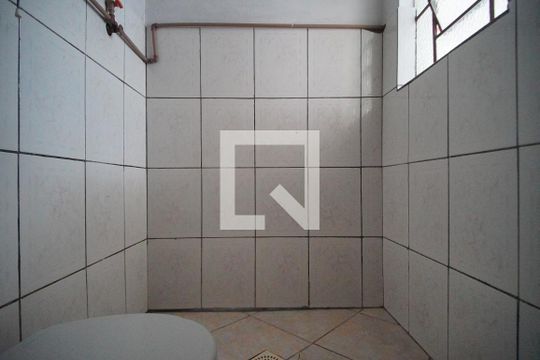 Banheiro de apartamento para alugar com 1 quarto, 35m² em Canudos, Novo Hamburgo