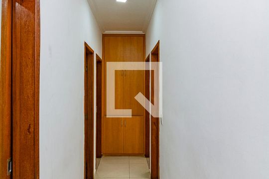Corredor de apartamento para alugar com 3 quartos, 103m² em Parque Sao Jose, Belo Horizonte