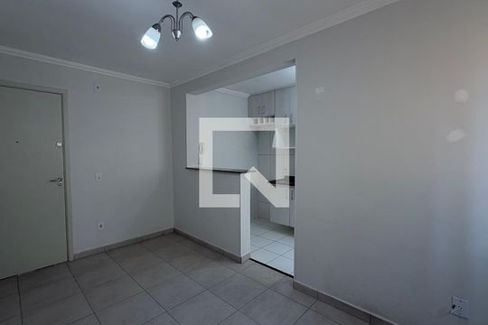 Sala de apartamento à venda com 2 quartos, 48m² em Jardim Marcia, Campinas