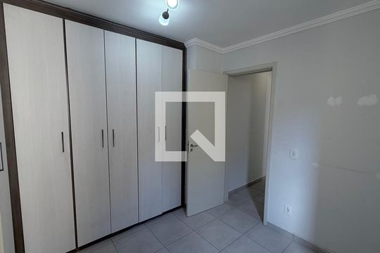Suíte de apartamento à venda com 2 quartos, 48m² em Jardim Marcia, Campinas