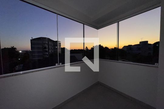 Apartamento para alugar com 2 quartos, 100m² em Scharlau, São Leopoldo