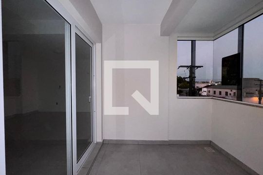 Apartamento para alugar com 2 quartos, 100m² em Scharlau, São Leopoldo