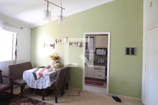 Sala de apartamento para alugar com 2 quartos, 52m² em Centro, Canoas