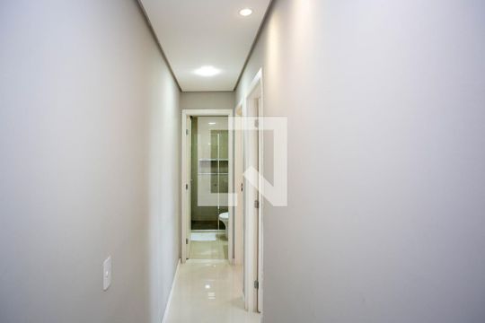 Corredor de apartamento à venda com 2 quartos, 42m² em Campanário, Diadema