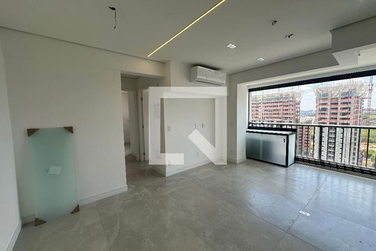 Sala de apartamento à venda com 2 quartos, 48m² em Nova Aldeinha, Barueri