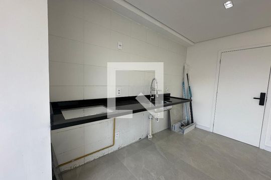 Cozinha de apartamento à venda com 2 quartos, 48m² em Nova Aldeinha, Barueri