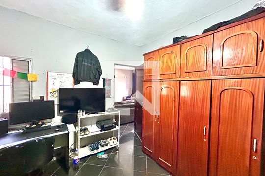 Quarto 2 de casa para alugar com 3 quartos, 150m² em Jardim Santa Francisca, Guarulhos