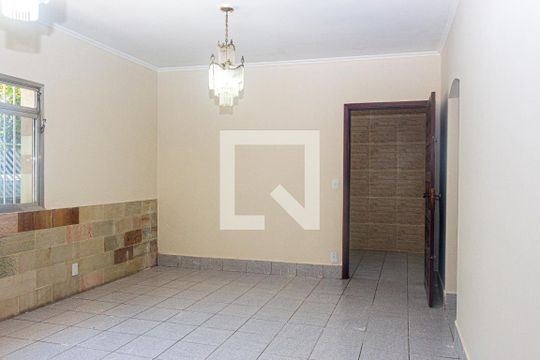 Sala 1 de casa à venda com 3 quartos, 220m² em Vila Gea, São Paulo