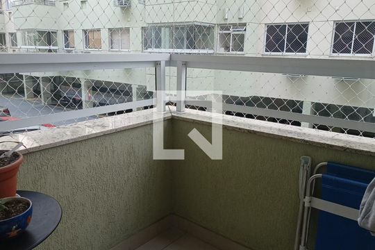 Varanda de apartamento à venda com 2 quartos, 60m² em Badu, Niterói
