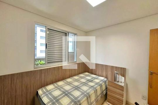 Apartamento à venda com 2 quartos, 90m² em Savassi, Belo Horizonte