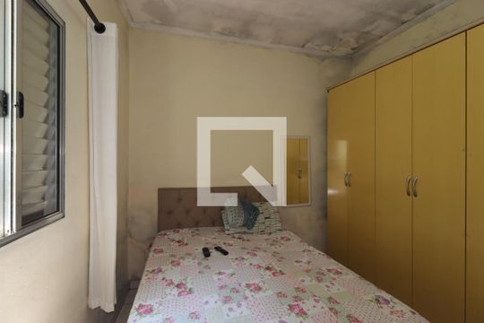 Quarto 2 de casa à venda com 2 quartos, 125m² em Vila Helena, Santo André
