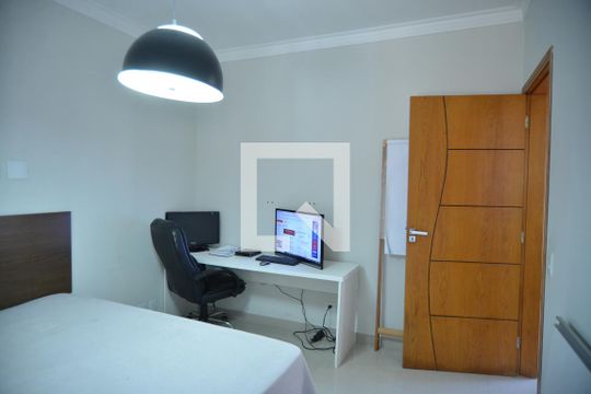 Quarto 1 de casa à venda com 4 quartos, 223m² em Santa Terezinha, Santo André