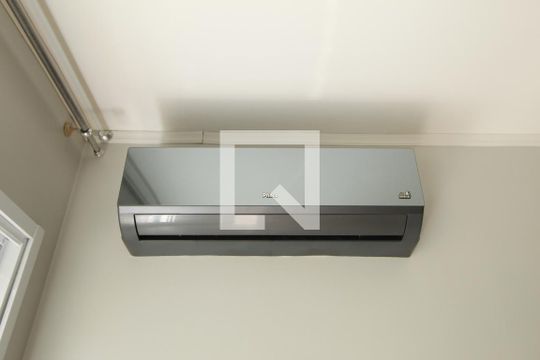 Ar condicionado de apartamento à venda com 3 quartos, 74m² em Bom Jesus, Porto Alegre
