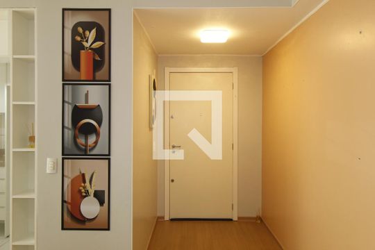 Sala de apartamento à venda com 3 quartos, 74m² em Bom Jesus, Porto Alegre
