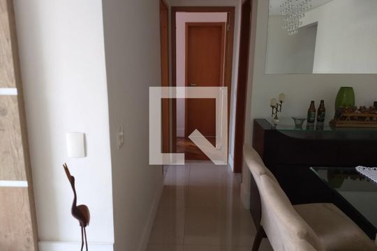 Sala de apartamento à venda com 2 quartos, 67m² em Vila Azevedo, São Paulo