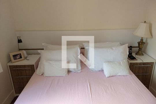 Quarto 1 de apartamento à venda com 2 quartos, 67m² em Vila Azevedo, São Paulo