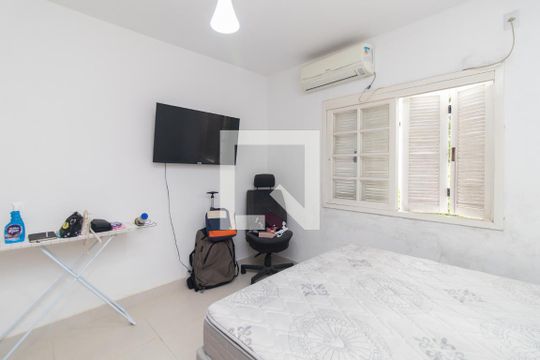 Quarto 1 de apartamento à venda com 3 quartos, 100m² em Santa Tereza, Porto Alegre
