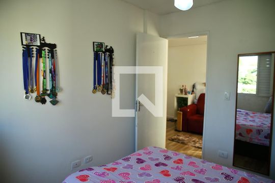 Quarto 1  de apartamento para alugar com 2 quartos, 58m² em Dos Casa, São Bernardo do Campo