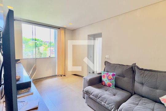 Apartamento à venda com 2 quartos, 60m² em Nova Cachoeirinha, Belo Horizonte