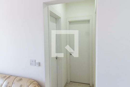 Corredor de apartamento à venda com 2 quartos, 60m² em Centro, Barueri
