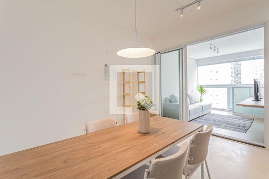 Apartamento à venda com 2 quartos, 59m² em Sumaré, São Paulo