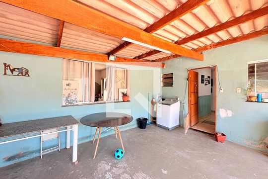 Área de Serviço e Churrasqueira de casa para alugar com 3 quartos, 780m² em Jardim das Tulipas, Jundiaí