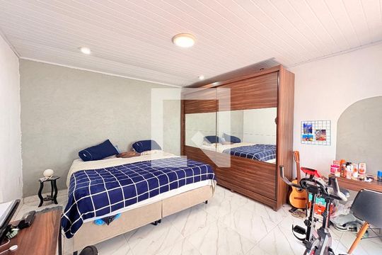 Quarto 2 de casa à venda com 3 quartos, 780m² em Jardim das Tulipas, Jundiaí