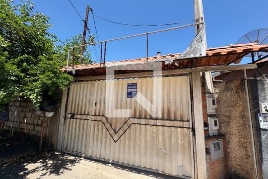 Fachada de casa para alugar com 3 quartos, 780m² em Jardim das Tulipas, Jundiaí