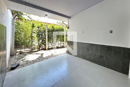 Varanda de apartamento para alugar com 1 quarto, 50m² em Campeche, Florianópolis