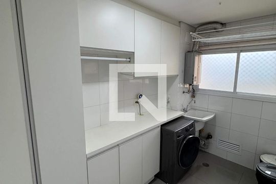 Apartamento à venda com 3 quartos, 140m² em Jardim Arpoador, São Paulo