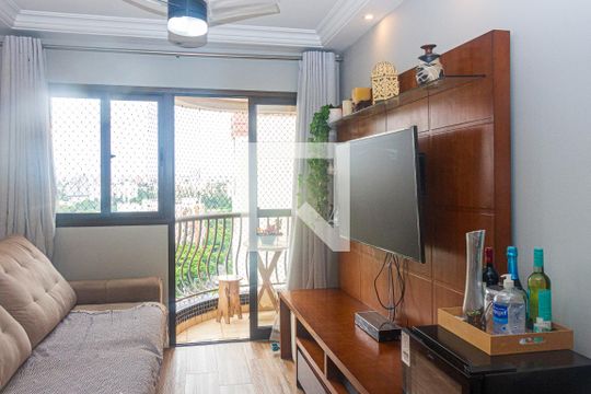Sala de apartamento à venda com 3 quartos, 70m² em Jardim Itapeva, São Paulo