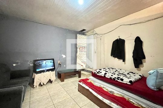 Suite de casa para alugar com 2 quartos, 29m² em Vila da Saúde, São Paulo