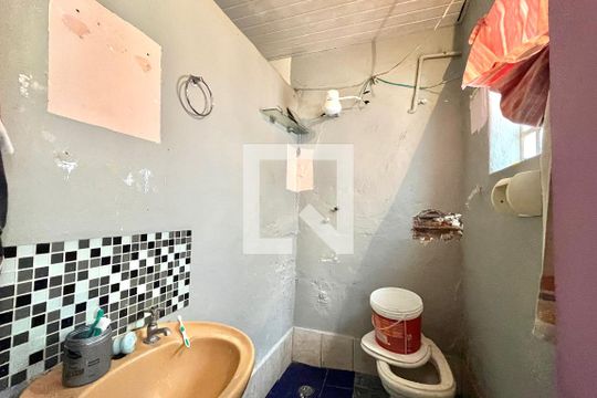 Banheiro da Suíte de casa para alugar com 2 quartos, 29m² em Vila da Saúde, São Paulo