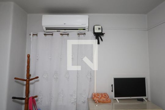 Quarto 2 de casa à venda com 2 quartos, 90m² em Niterói, Canoas