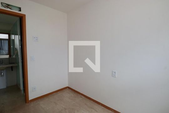 Apartamento para alugar com 2 quartos, 30m² em Boca do Rio, Salvador
