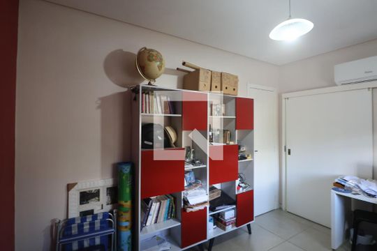 Escritório de casa para alugar com 5 quartos, 233m² em Estância Velha, Canoas