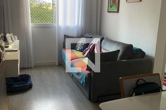 Sala de apartamento para alugar com 2 quartos, 51m² em Centro, Barueri