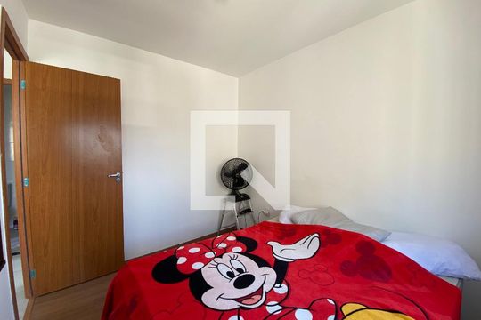 Quarto 1 de apartamento à venda com 2 quartos, 42m² em Del Castilho, Rio de Janeiro