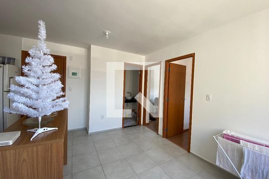 Sala de apartamento à venda com 2 quartos, 42m² em Del Castilho, Rio de Janeiro