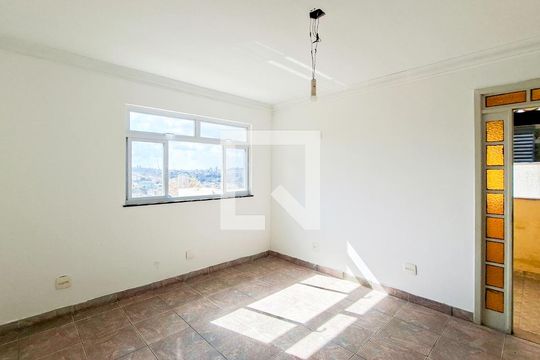 Quarto 1 de casa à venda com 5 quartos, 360m² em Renascença, Belo Horizonte
