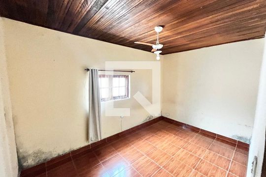 Quarto 1 de casa à venda com 7 quartos, 375m² em Vila Dionisia, São Paulo