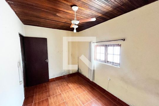 Quarto 1 de casa à venda com 7 quartos, 375m² em Vila Dionisia, São Paulo