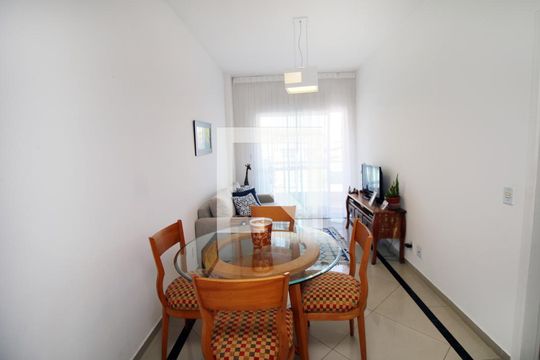 Sala de apartamento à venda com 2 quartos, 61m² em Brás de Pina, Rio de Janeiro