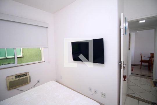 Quarto 1 de apartamento à venda com 2 quartos, 61m² em Brás de Pina, Rio de Janeiro
