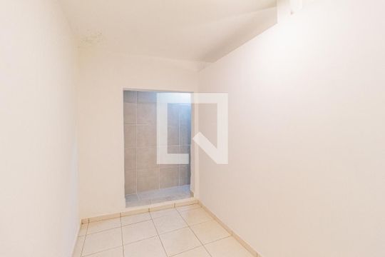 Quarto 1 de casa à venda com 5 quartos, 250m² em Vila Veloso, Carapicuíba