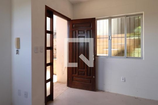Sala de apartamento para alugar com 2 quartos, 210m² em Vila Nova, Porto Alegre