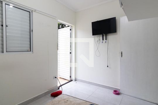 Quarto de casa de condomínio à venda com 2 quartos, 85m² em Vila Araguaia, São Paulo