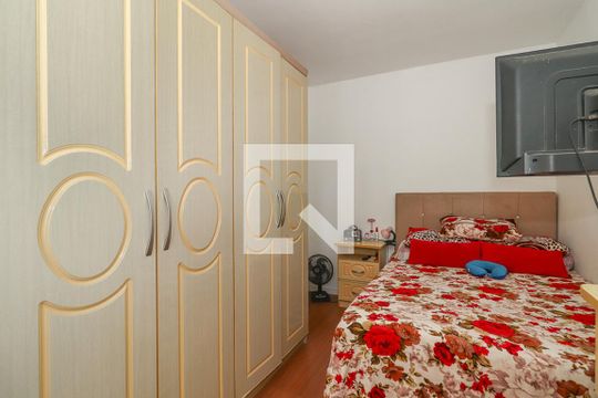 Quarto de apartamento para alugar com 2 quartos, 50m² em Parque Santa Fé, Porto Alegre